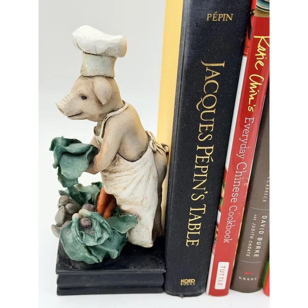 French Chef Pig Bookends Set Heavy Resin Cook Novelty Kitchen Cookbook Stand